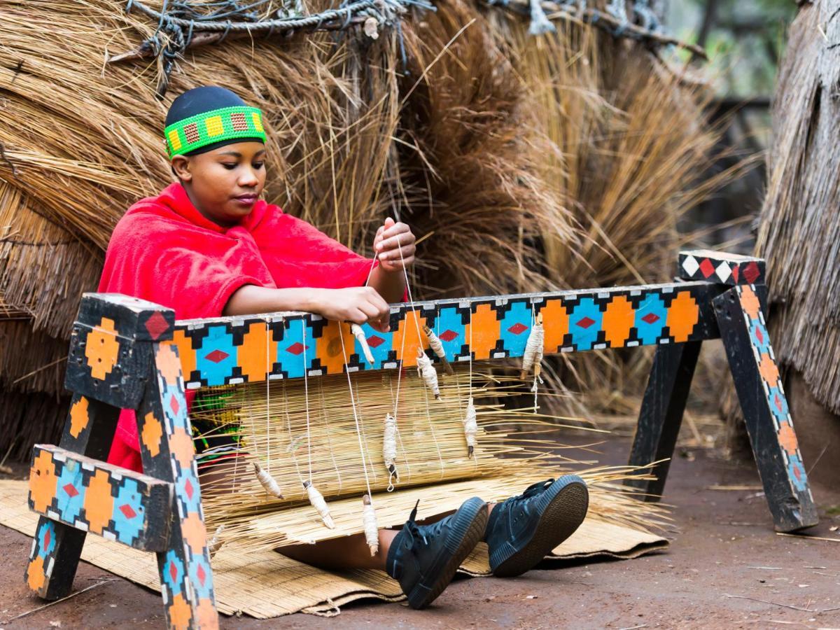 Aha Lesedi African Lodge & Cultural Village Broederstroom Luaran gambar